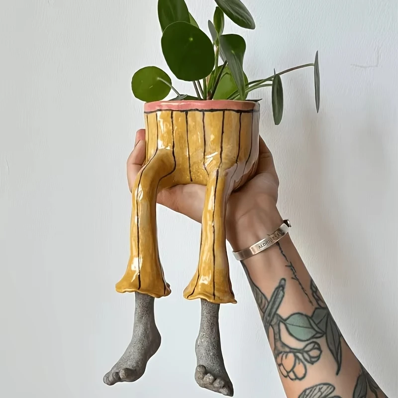 Whimsical Resin Leggy Planter  – обзор и цена The Plant Parent